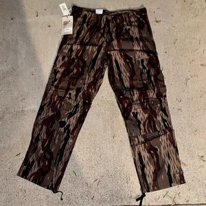 NEW CARHARTT WIP CAMO PANTS